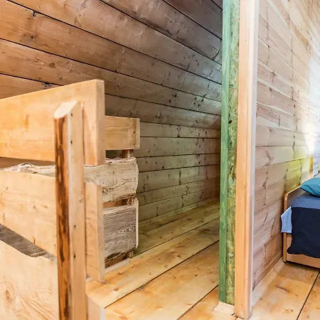 Dom Drewniany Ozwa Holiday home *